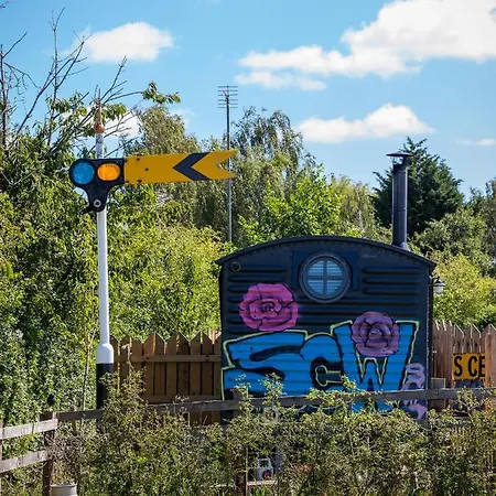 Фермерский дом Skipbridge Farm Glamping *