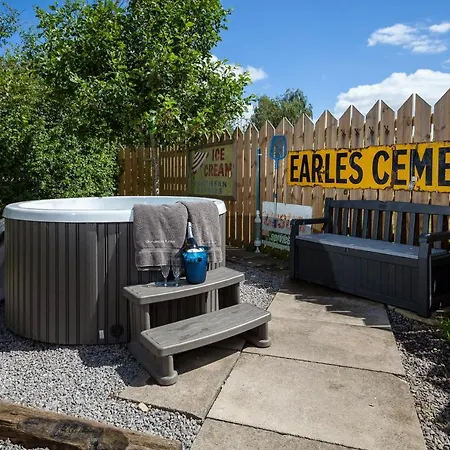 Skipbridge Farm Glamping *