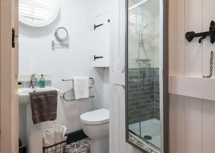 Skipbridge Farm Glamping * Green Hammerton