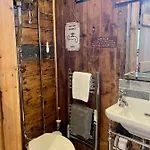 Κατάλυμα σε φάρμα Skipbridge Farm Glamping